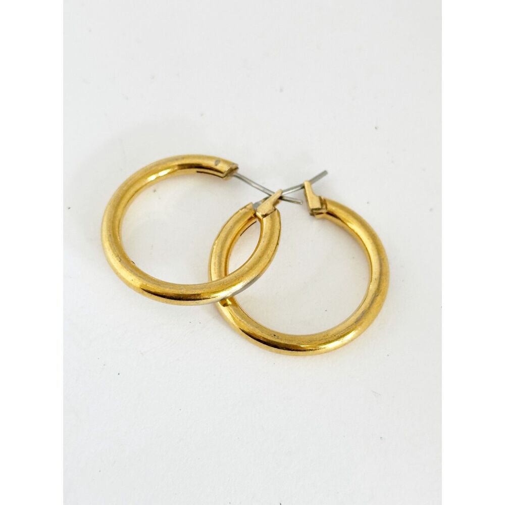 Gold Tone Simple and Classic Hoop Earrings